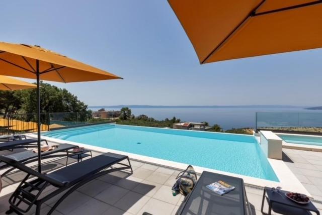 Dinora Exclusive Apartments Makarska Eksteriør billede